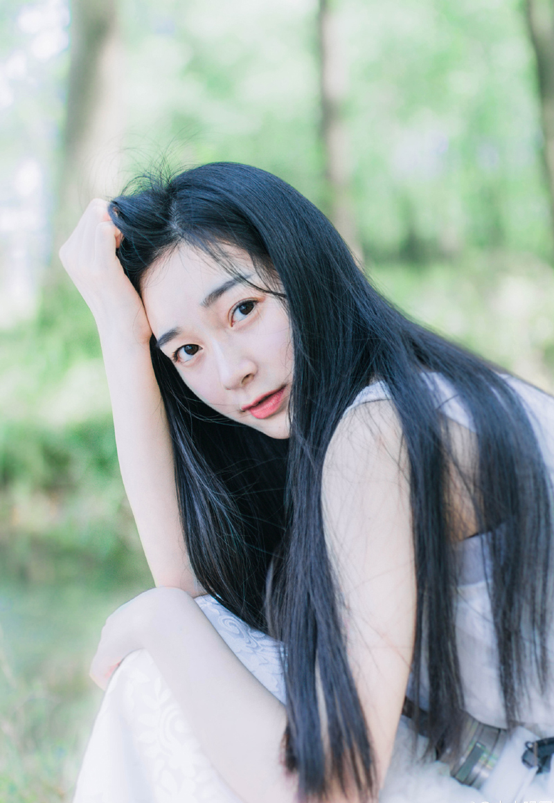 “那只是顺带。”庞统摇了摇头：“现在那阆中大营之中，可是已经有不少人投了我军。”